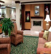 Hotel Fairfield And By Marriott