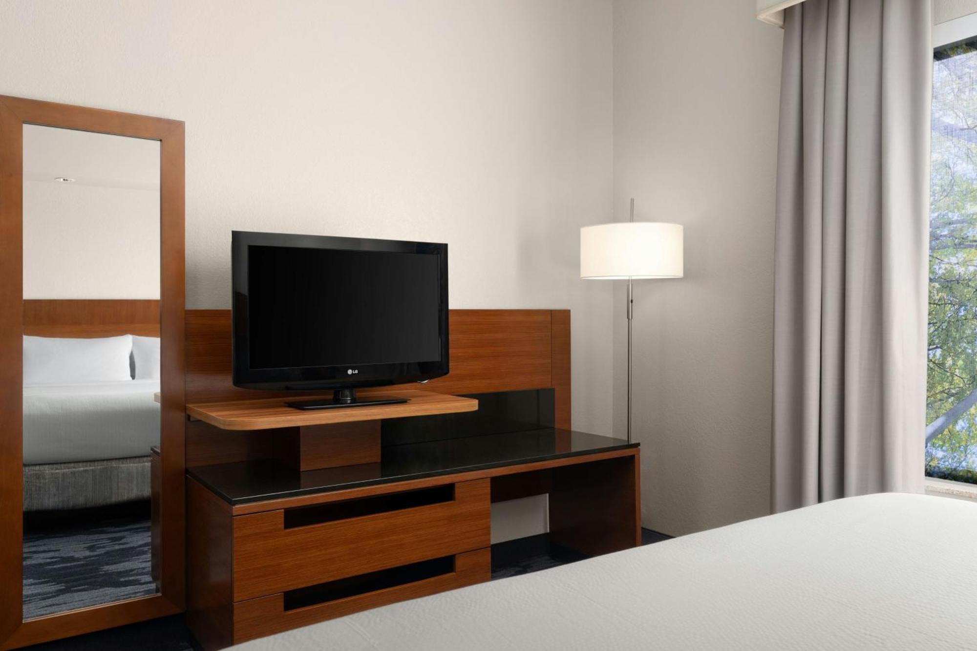 Fairfield And By Marriott Hotel 3*